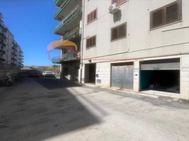 Appartamenti in Vendita - Garage in vendita a siracusa scala greca/pizzuta/zona alta