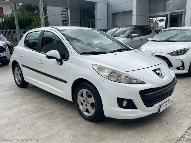 Auto - Peugeot 207 1.4 8v 75 cv 5p. energie sport eco gpl