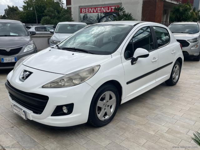 Auto - Peugeot 207 1.4 8v 75 cv 5p. energie sport eco gpl