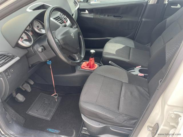 Auto - Peugeot 207 1.4 8v 75 cv 5p. energie sport eco gpl