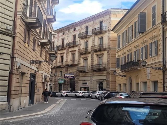 Appartamenti in Vendita - Appartamento in affitto a chieti centro storico