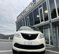 Auto - Lancia ypsilon 1.0 firefly 5ps&s hyb. eco silv.