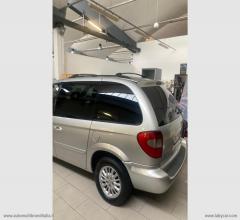 Auto - Chrysler grand voyager 2.8 crd limited auto