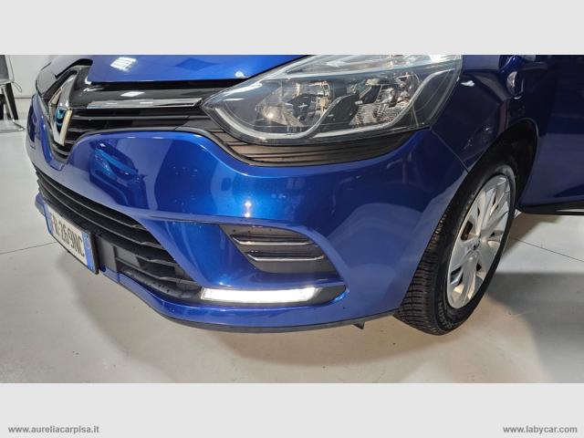 Auto - Renault clio 1.2 75 cv 5p. life