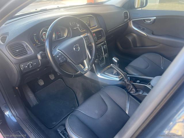 Auto - Volvo v40 d2 inscription