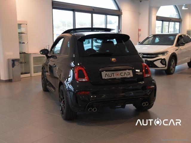 Auto - Abarth 595 1.4 turbo t-jet 180 cv competizione