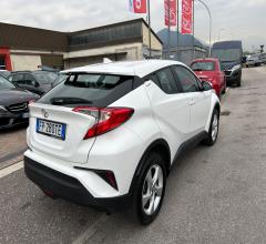 Auto - Toyota c-hr 1.2 turbo active