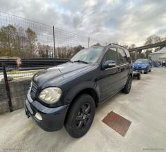 Auto - Mercedes-benz cl m w163