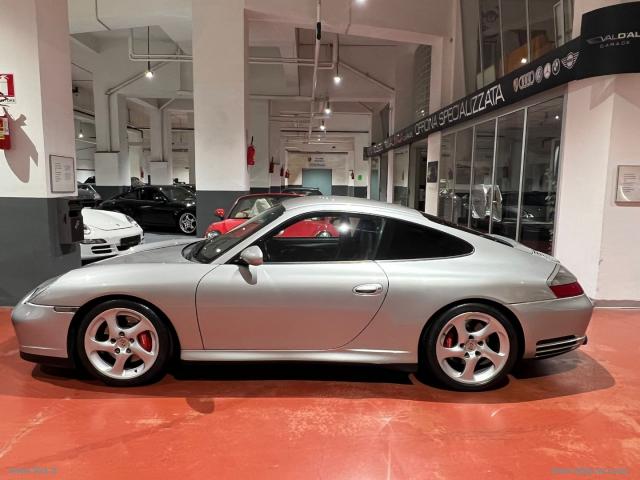 Porsche 911 carrera 4s coupÃ©