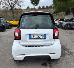 Auto - Smart fortwo 70 1.0 twinamic youngster
