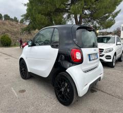 Auto - Smart fortwo 70 1.0 twinamic youngster
