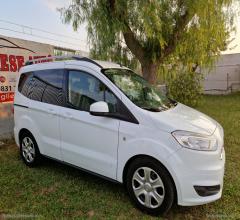 Auto - Ford tourneo courier 1.5 tdci 95 cv plus
