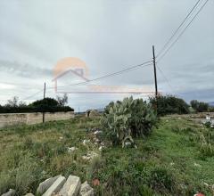 Appartamenti in Vendita - Terreno edificabile in vendita a siracusa via elorina