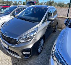 Auto - Kia carens 1.7 crdi 115 cv business class