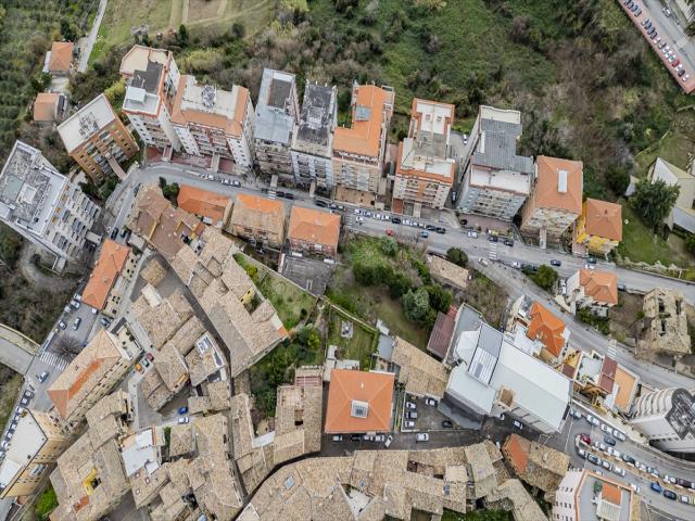 Appartamenti in Vendita - Appartamento in vendita a chieti chiesa mater domini