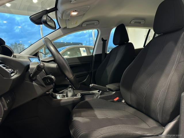 Auto - Peugeot 308 1.6 e-hdi 115 cv s&s business