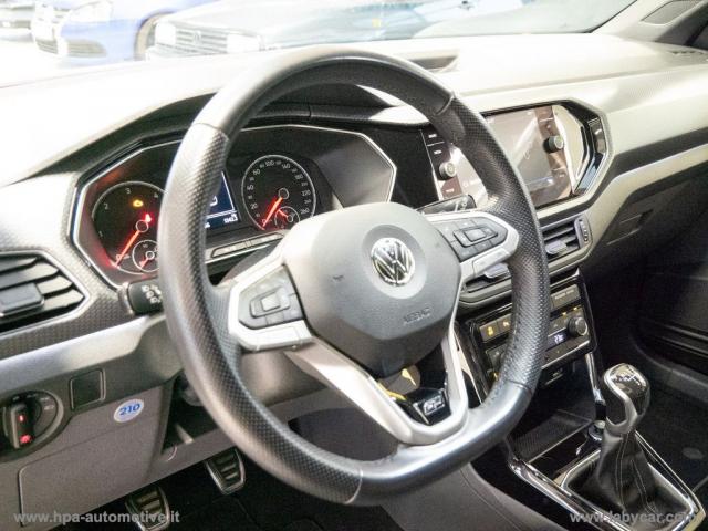 Auto - Volkswagen t-cross 1.6 tdi r-line