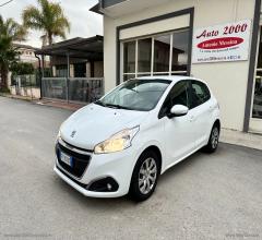Auto - Peugeot 208 bluehdi 100 s&s 5 porte van active