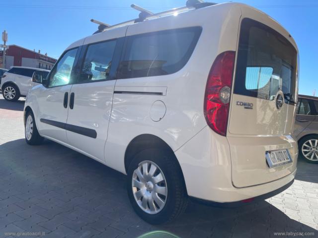 Auto - Opel combo tour 1.6 cdti 120 pl-tn cosmo