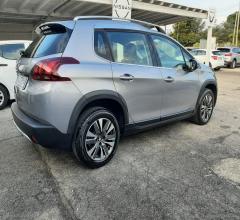 Auto - Peugeot 2008 bluehdi 100 s&s allure