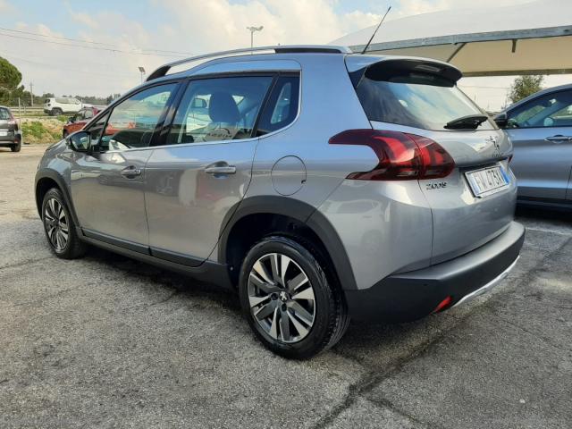 Auto - Peugeot 2008 bluehdi 100 s&s allure