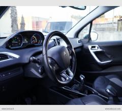Auto - Peugeot 2008 bluehdi 100 s&s allure