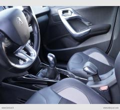 Auto - Peugeot 2008 bluehdi 100 s&s allure
