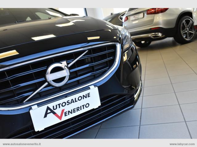 Auto - Volvo v40 d2 1.6 summum