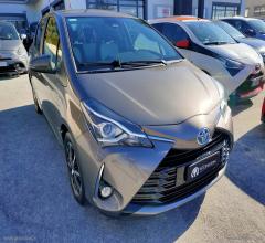 Auto - Toyota yaris 1.5 hybrid 5p. active