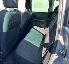 Auto - Peugeot 3008 1.6 hdi 112 cv business