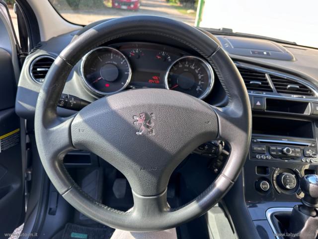 Auto - Peugeot 3008 1.6 hdi 112 cv business