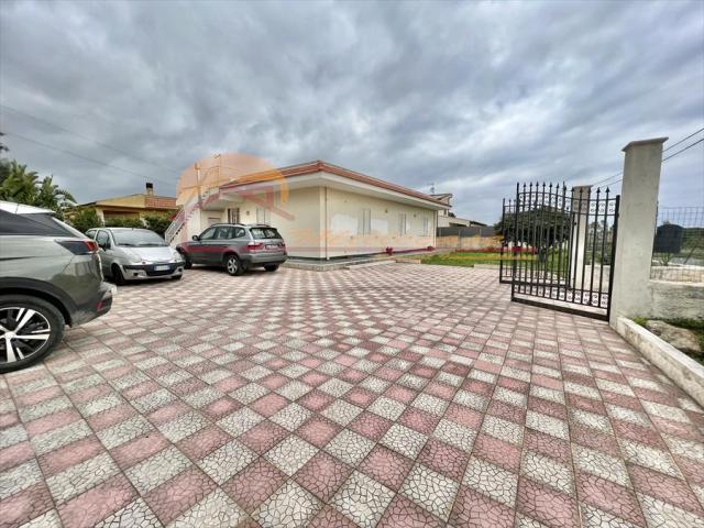 Appartamenti in Vendita - Villa in vendita a siracusa scala greca/pizzuta/zona alta