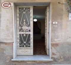 Appartamenti in Vendita - Casa indipendente in vendita a polistena centro storico