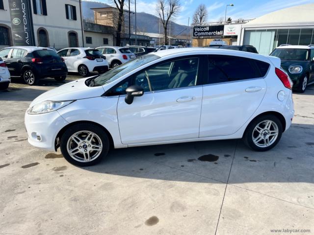 Auto - Ford fiesta 1.4 5p. bz.- gpl business