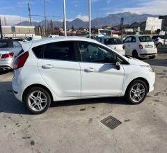 Auto - Ford fiesta 1.4 5p. bz.- gpl business