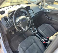 Auto - Ford fiesta 1.4 5p. bz.- gpl business