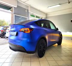 Auto - Tesla model y long range awd