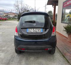 Auto - Lancia ypsilon 1.2 69 cv 5p. gold