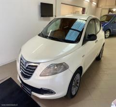 Auto - Lancia ypsilon 1.3 mjt 95 cv 5p. s&s platinum