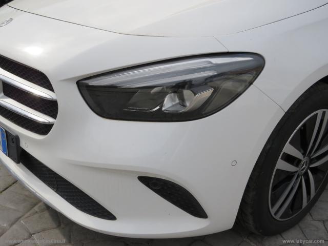 Auto - Mercedes-benz b 180 d automatic business extra