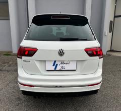 Auto - Volkswagen tiguan 2.0 tdi 150cv scr dsg r-line