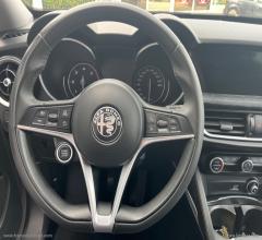 Auto - Alfa romeo stelvio 2.2 t.diesel 190 cv at8 q4 bus.