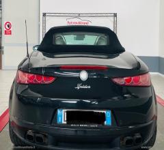 Auto - Alfa romeo spider 2.2 jts