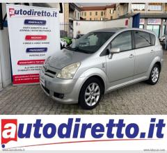 Toyota corolla verso 2.0 16v d-4d