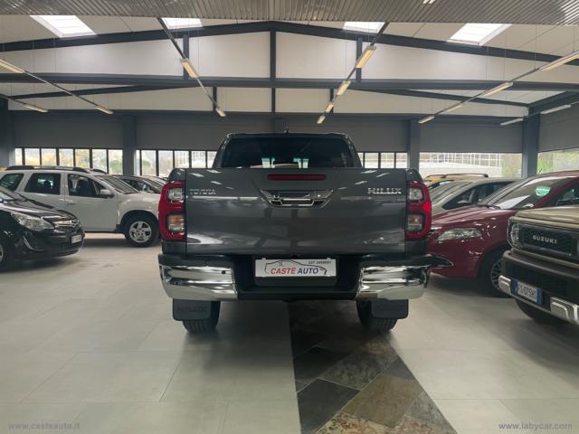 Auto - Toyota hilux 2.4 d-4d a/t 4wd 4p. dc executive