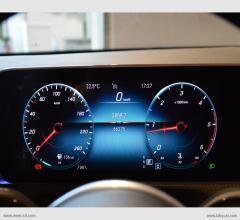 Auto - Mercedes-benz a 200 d automatic sport
