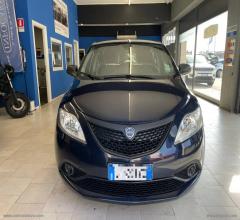 Auto - Lancia ypsilon 1.0 firefly 5ps&s hyb. eco silv.