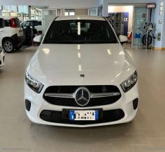 Auto - Mercedes-benz a 180 d business extra