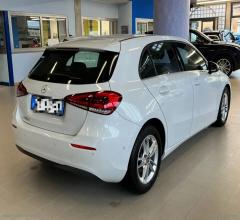 Auto - Mercedes-benz a 180 d business extra