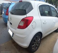 Auto - Opel corsa 1.2 5p. edition